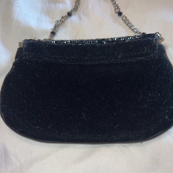 Small Black evening bag with button close - Picture 3 of 4